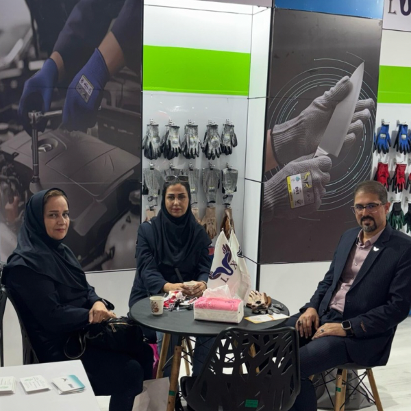 نمابشگاه دستکش پایاپوشش اسپادانا